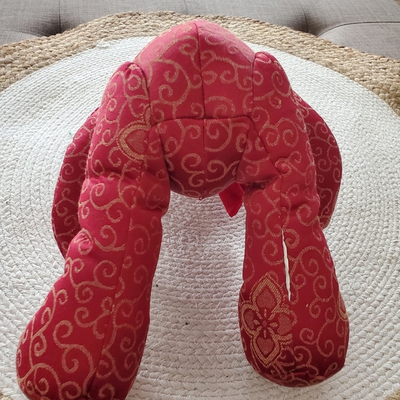 Pier 1 Valentine's Day Sitting Teddy Bear With Bow Scroll Design - Picture 3 of 6